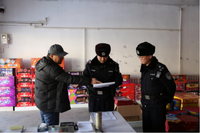 冰城公安：绘就“排查、联动、宣讲”三色图 筑牢烟花爆竹安全防线 